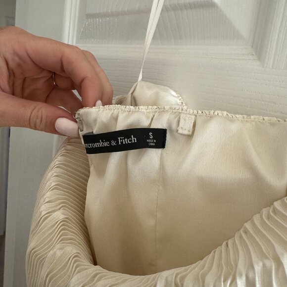 NWT Abercrombie Giselle White Strapless Pleat Release Midi Dress - Picture 2 of 2